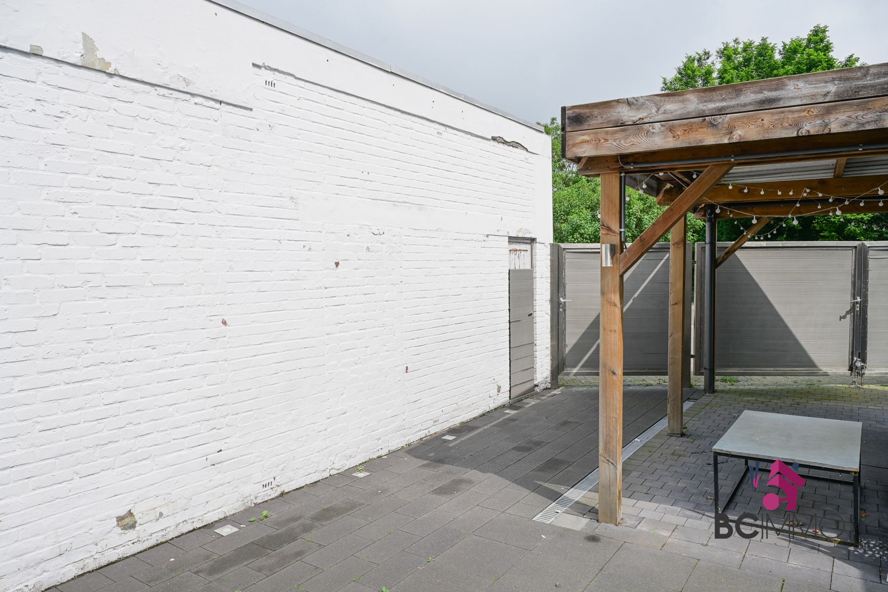 Opbrengsteigendom met 3 appartementen in Genk foto 10