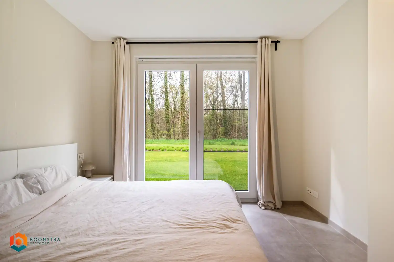 Prachtig nieuwbouw app. met 2 slpkrs foto 10