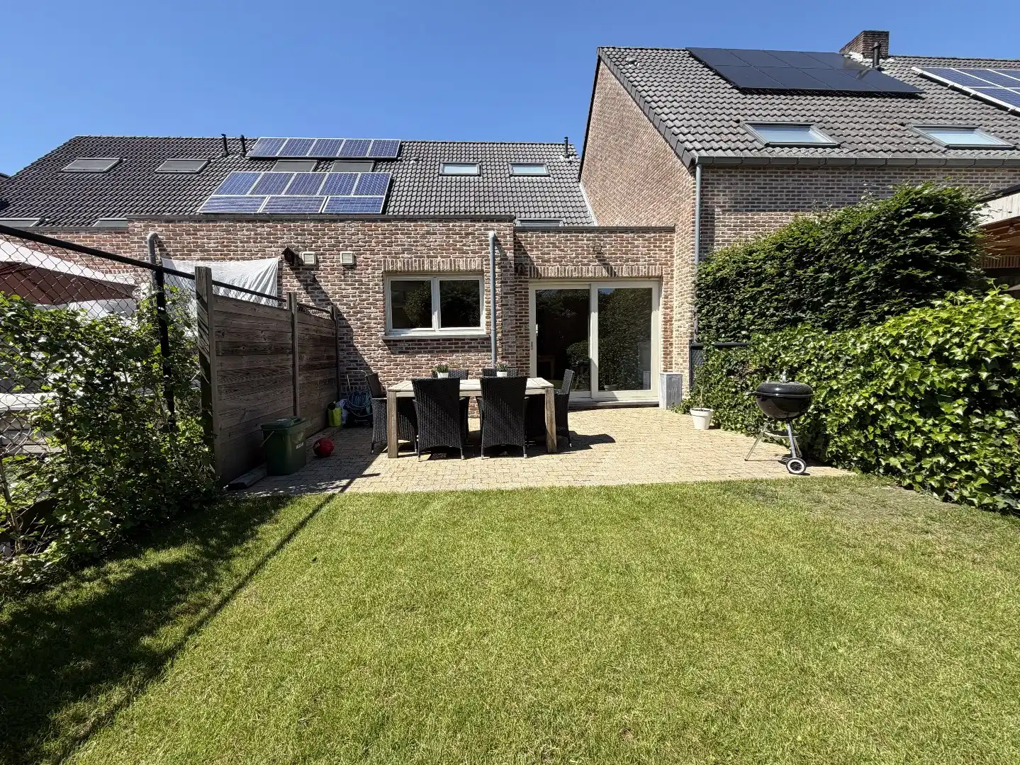 Charmante gerenoveerde rijwoning in pastoriestijl te koop in centrum Schilde foto 25