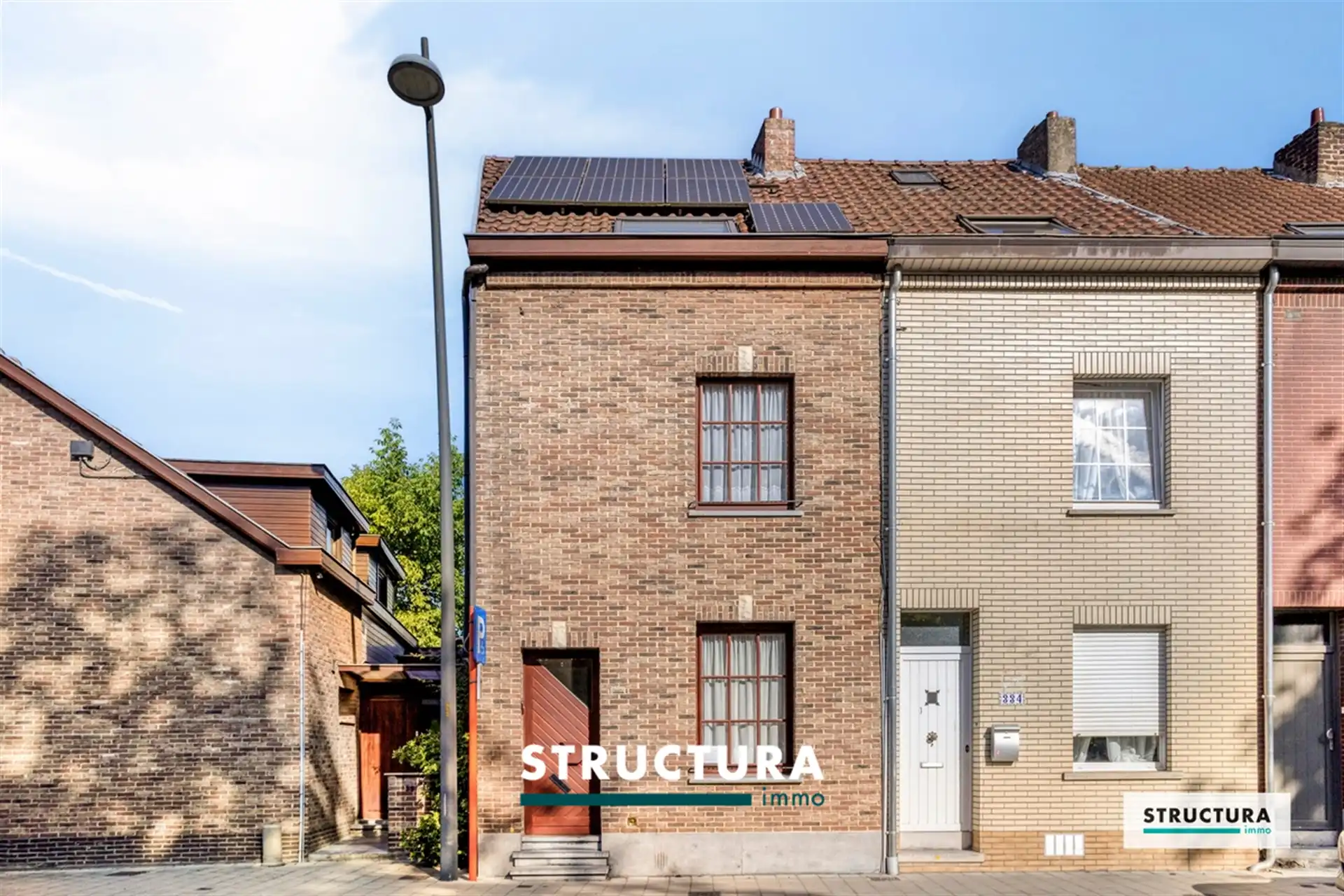 Instapklare gezinswoning met zonnepanelen te Sint-Pieters-Leeuw foto 2