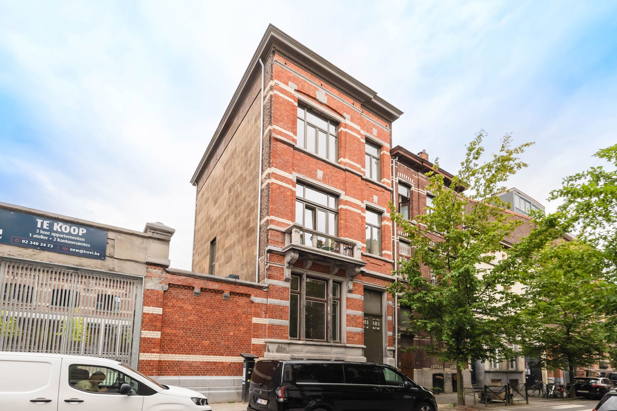()=>{if(producerUpdateValueVersion(node),producerAccessed(node),node.value===ERRORED)throw node.error;return node.value} Rue van Meyel 47-49 - 1080 Bruxelles