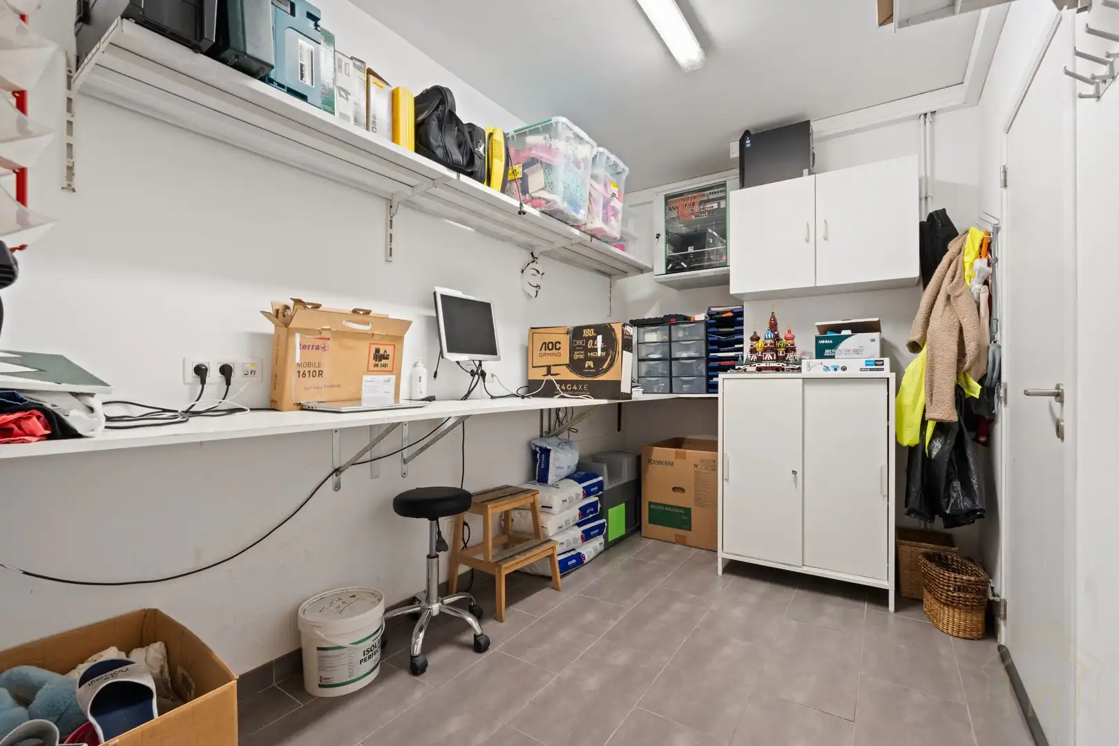 Instapklare woning met aparte werk- of praktijkruimte in het centrum van Lauwe foto 8