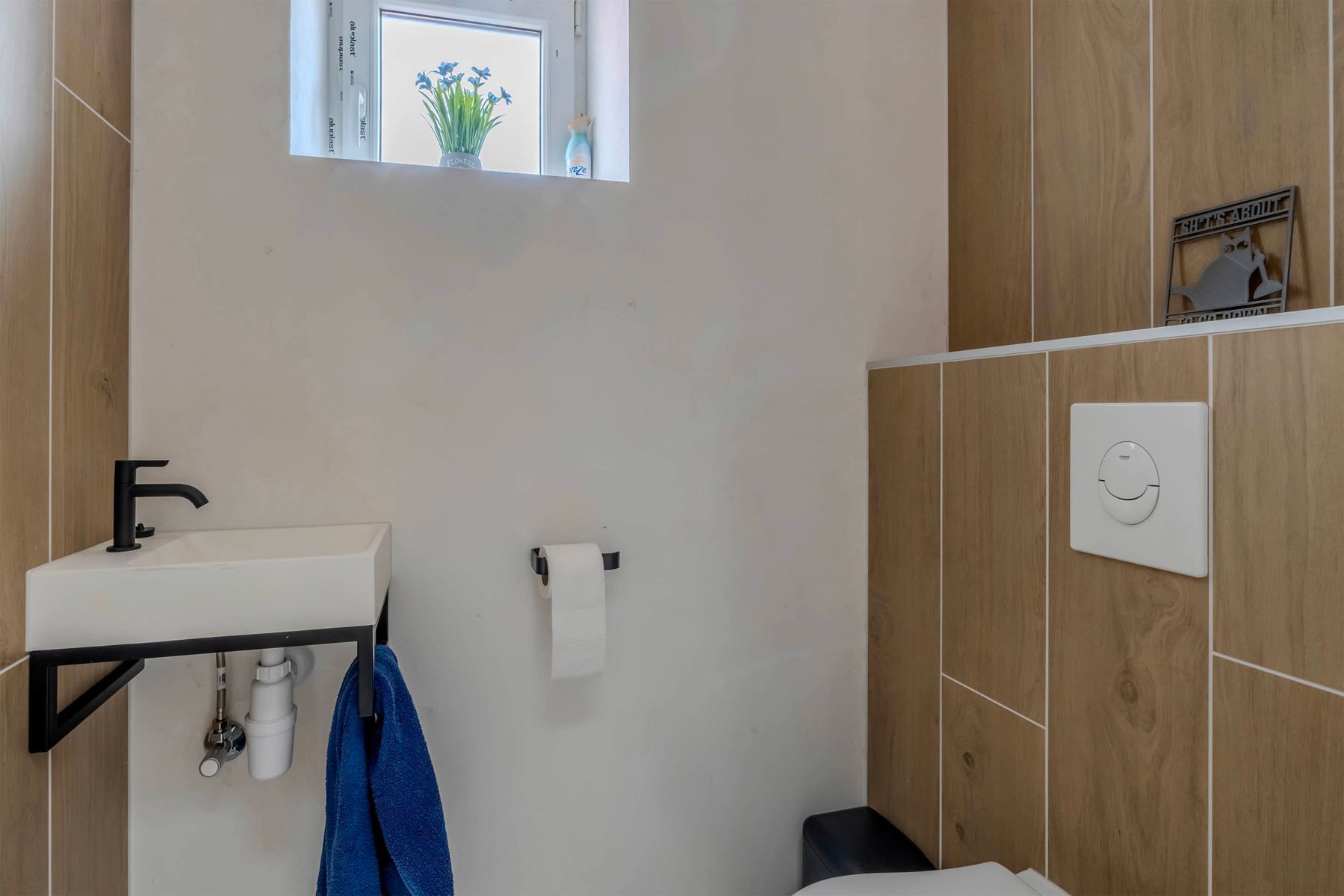 OB met o.a. 5 slaapkamers, 2 badkamers en ruim magazijn foto 18
