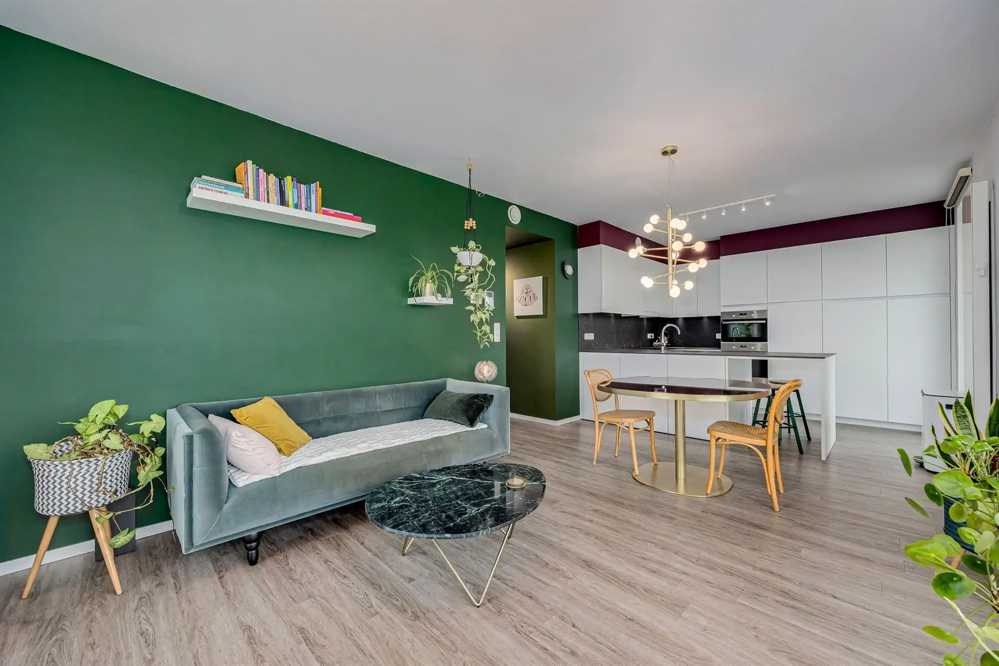 Luxueus hoekappartement met ruim zuidgericht terras foto 5