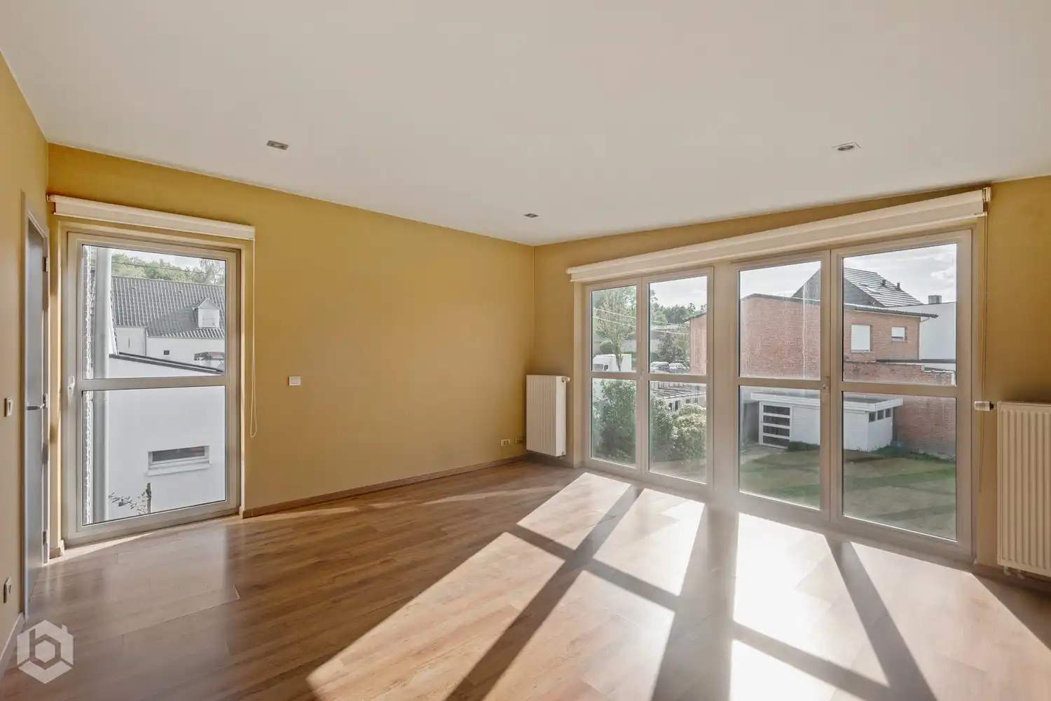 Instapklare woning met 2 slpkrs en ruime tuin te Beerzel foto 12