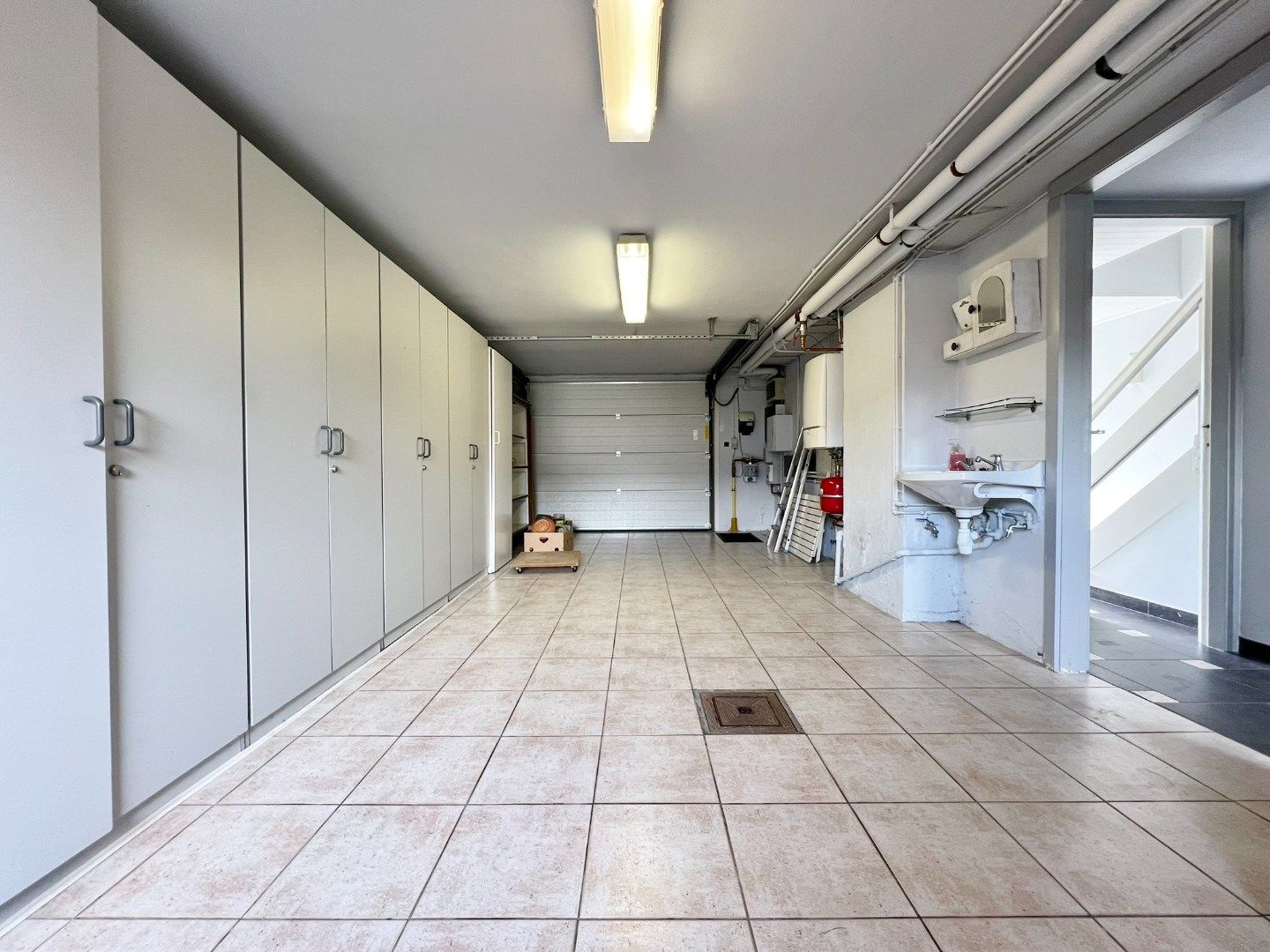 Instapklare bel-etage met garage, tuin en 3 slaapkamers.  foto 12