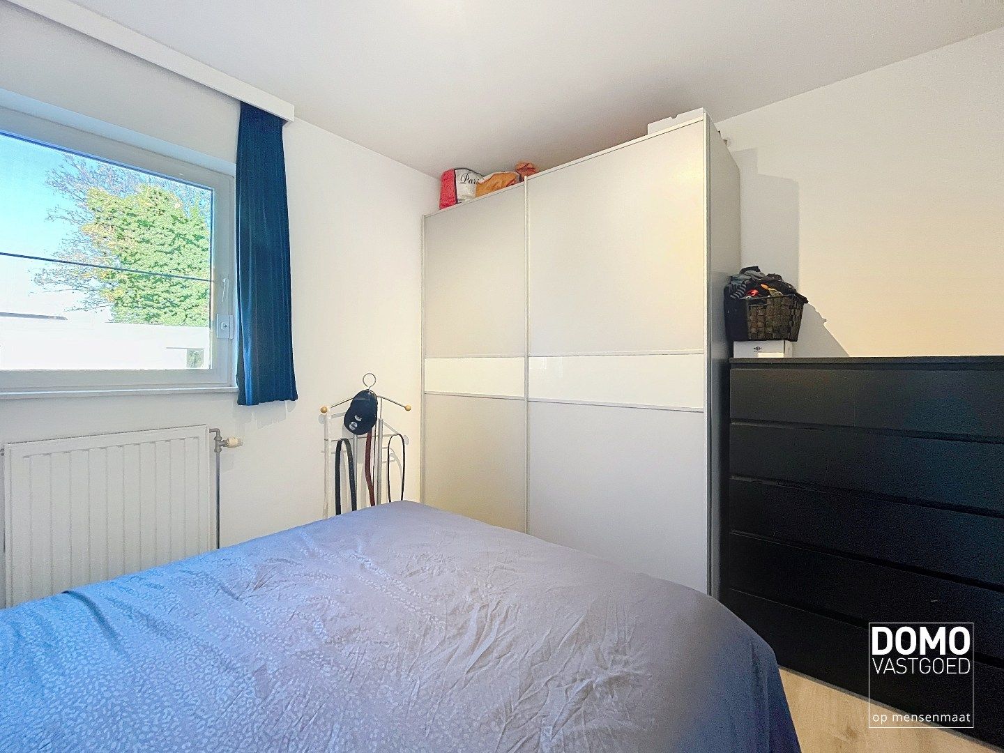 RUIM APPARTEMENT MET TERRAS, 2 SLAAPKAMERS EN PARKEERPLAATS IN HET CENTRUM VAN HASSELT  foto 7