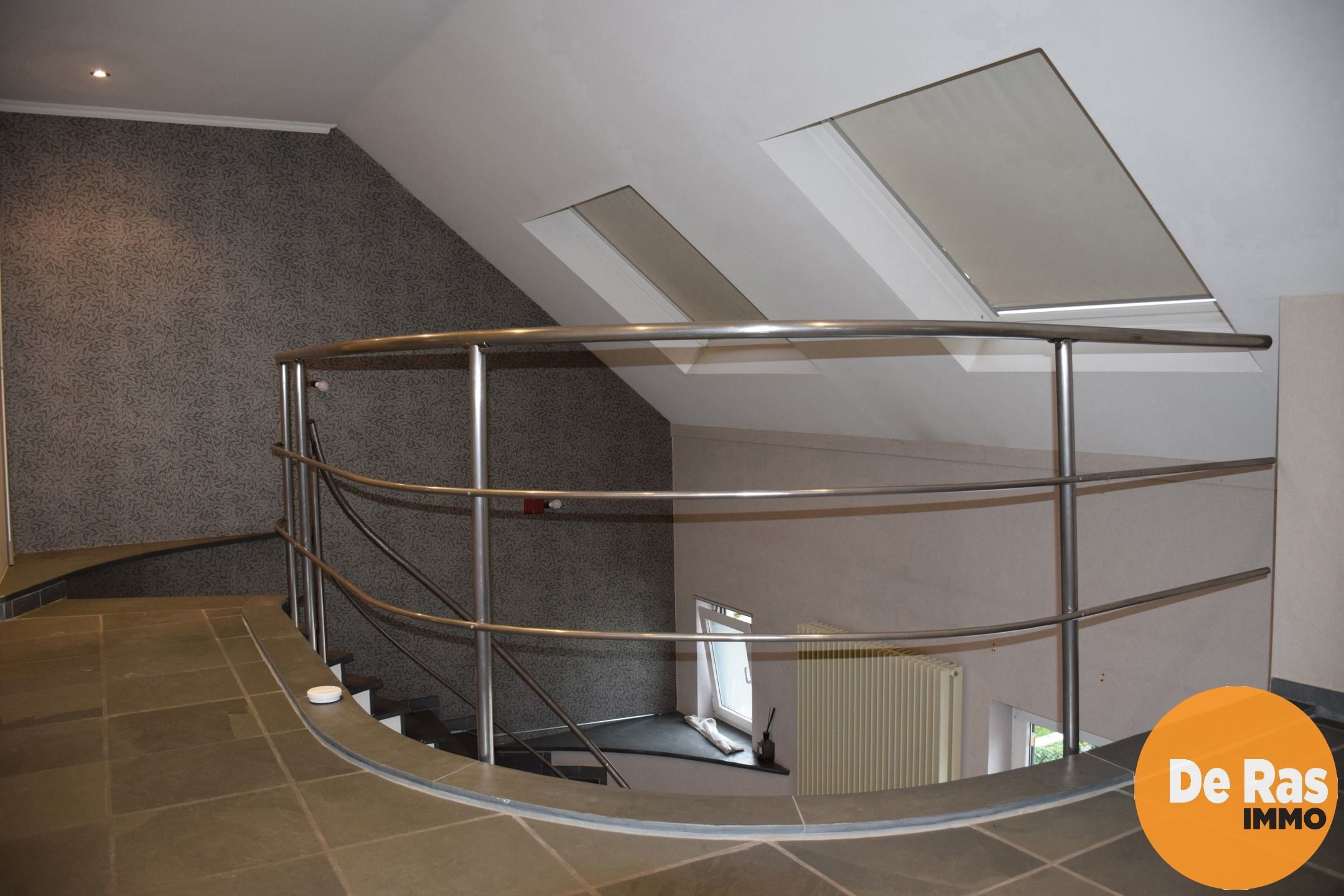 AALST - Centraal gelegen bel-etagewoning met magazijn  foto 11