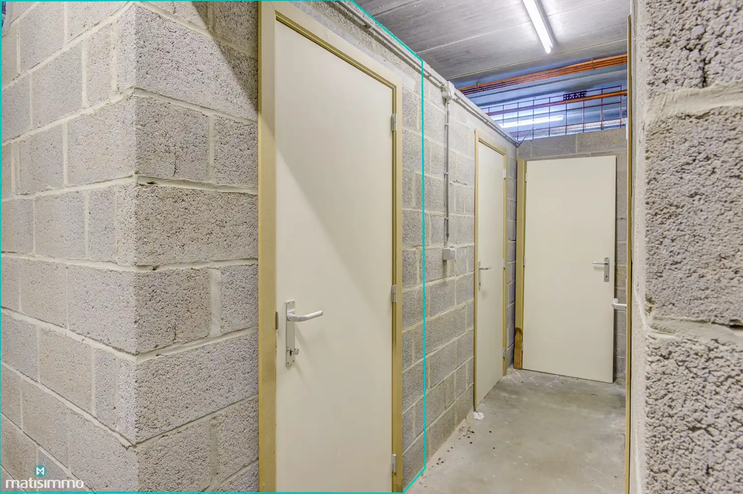 DUPLEXAPPARTEMENT MET AUTOSTAANPLAATS, GARAGEBOX EN KELDERBERGING NABIJ CENTRUM BILZEN foto 22