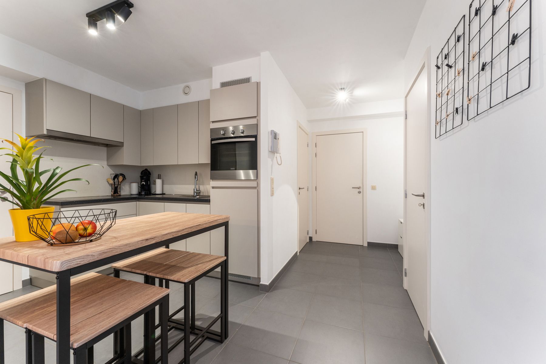 Instapklaar duplexappartement met staanplaats foto 8