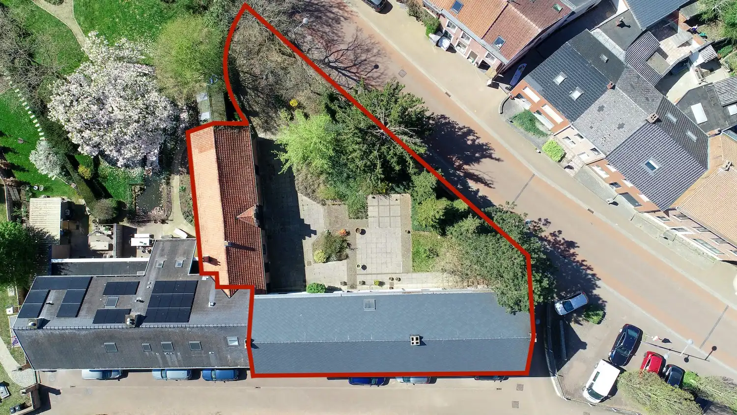 Hoofdfoto van de publicatie: Unieke herenwoning in Centrum Langdorp: Geschiedenis, Karakter en Ruimte