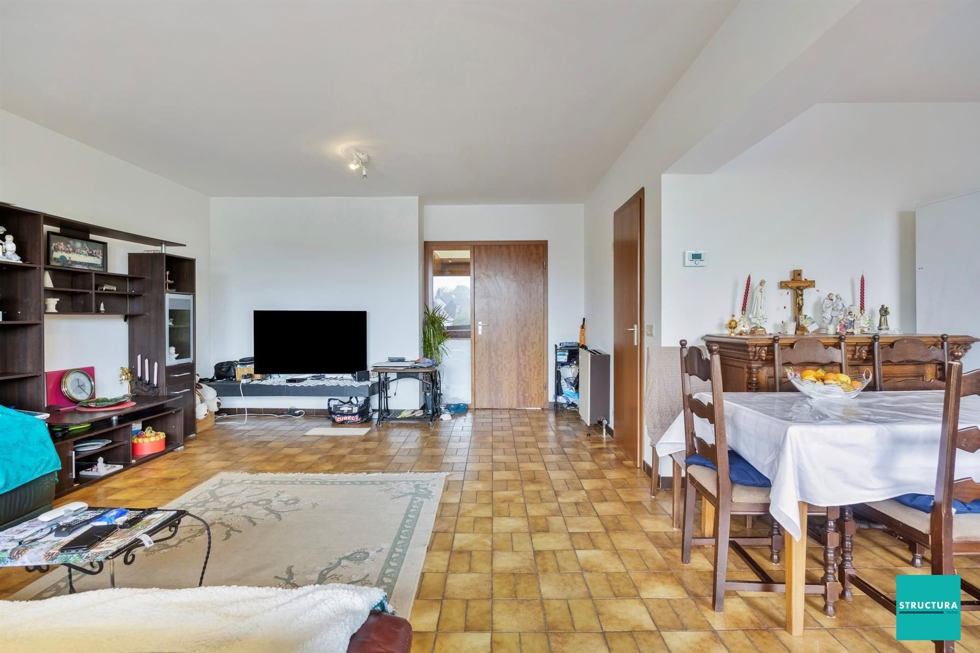 Appartement met 3 ruime kamers en garage foto 5