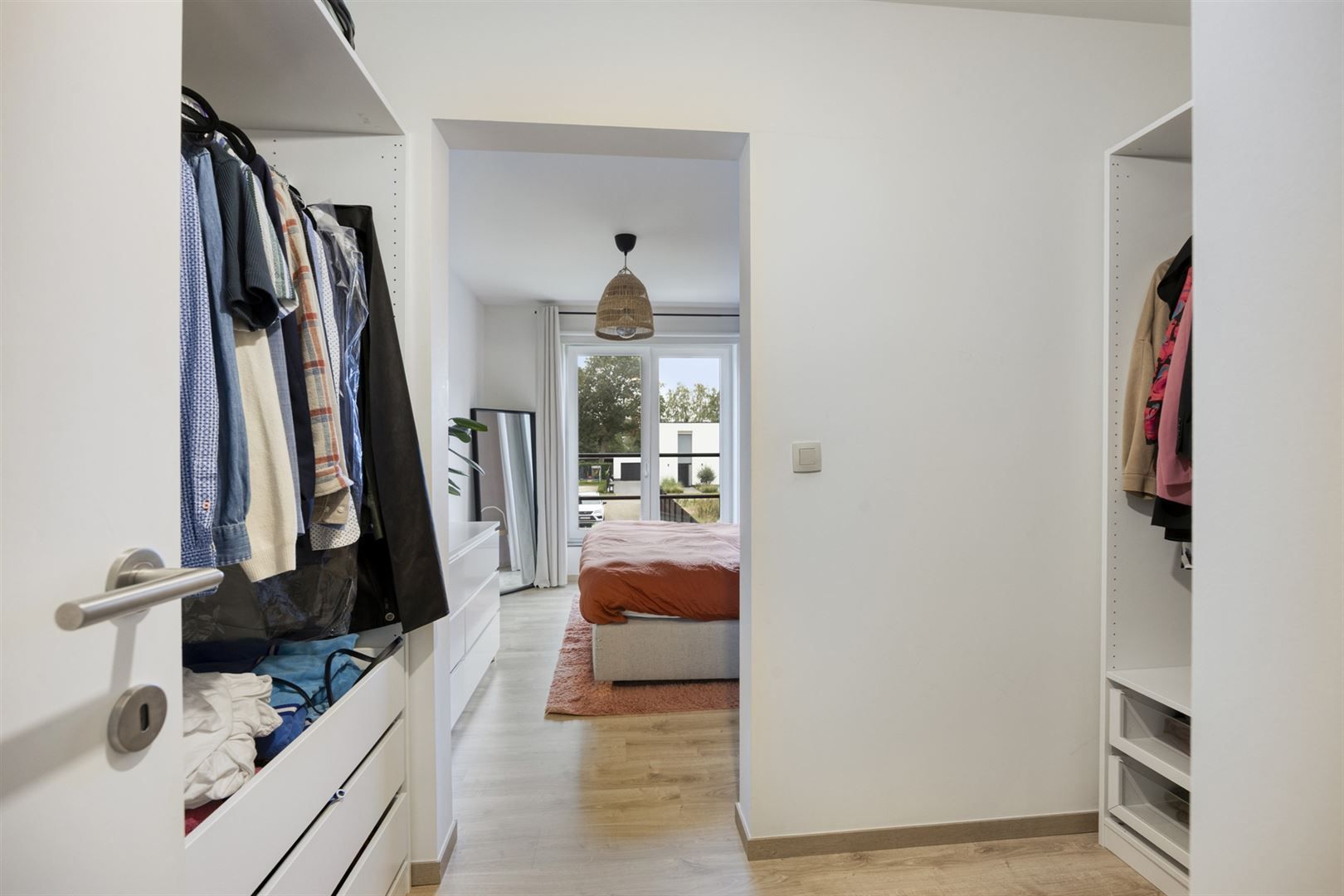 TE KOOP: Recente woning met 3 slaapkamers te Genk!  foto 13