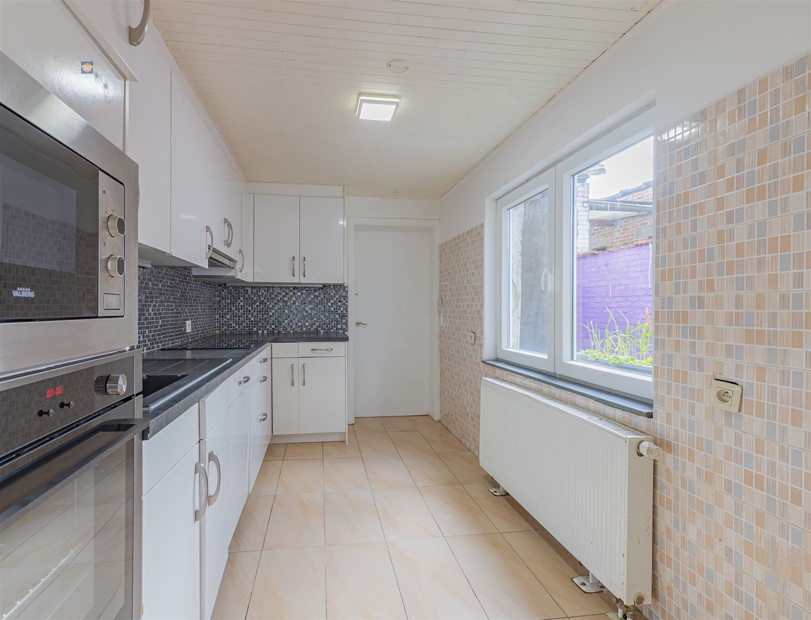 Charmante woning met 2 slaapkamers foto 5
