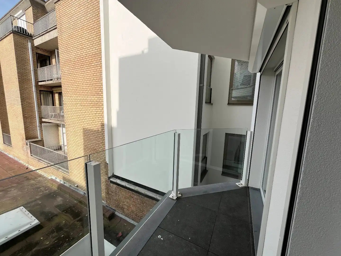 Gemeubeld appartement op topligging in Knokke foto 15