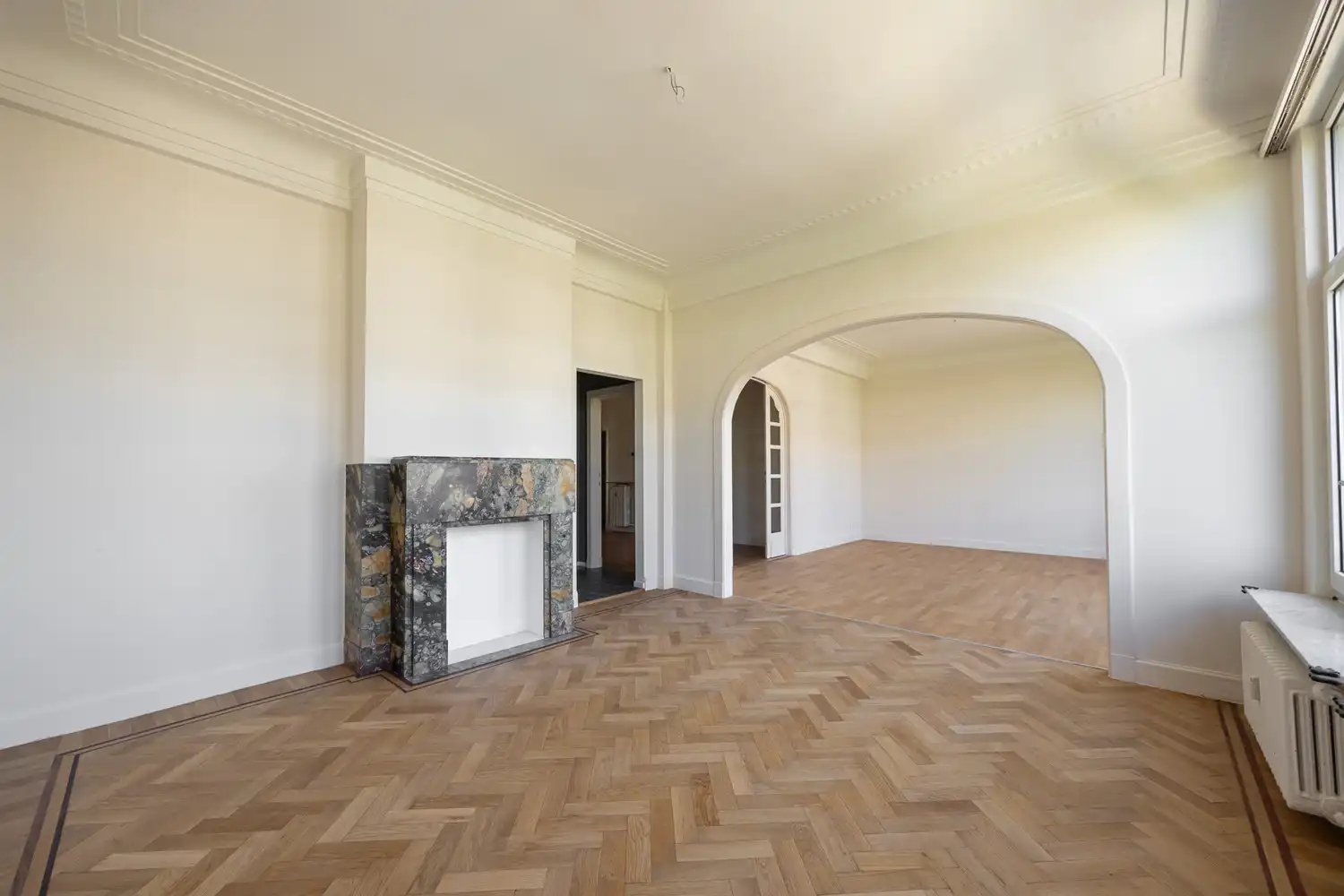 Instapklaar art-deco penthouse (165m² - 3 slk/2badk) op de prestigieuze Jan van Rijswijcklaan binnen de singel te Antwerpen foto 8
