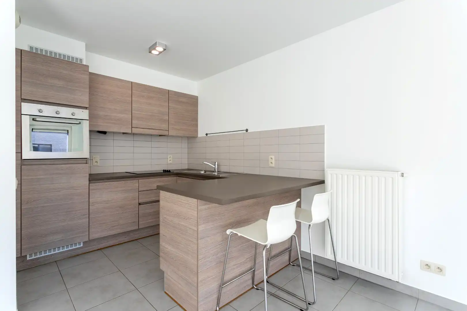 Instapklaar appartement met 2 slpk en parking te Halle foto 5