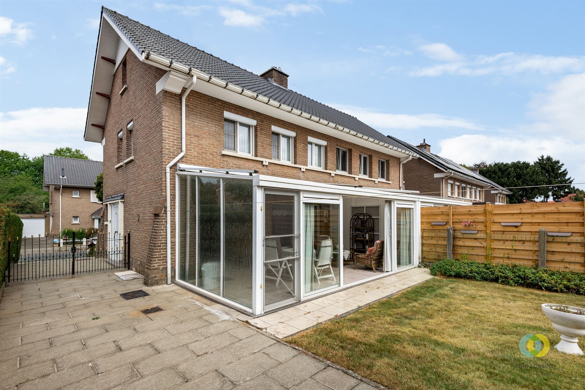 **IN OPTIE** Charmante 3-gevelwoning met tuin en garage foto 14