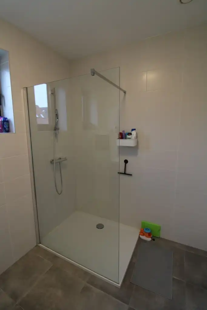 Prachtig appartement gelegen op de 1ste V met ondergrondse autostaanplaats en 2 fietsenstallingen.  foto 12