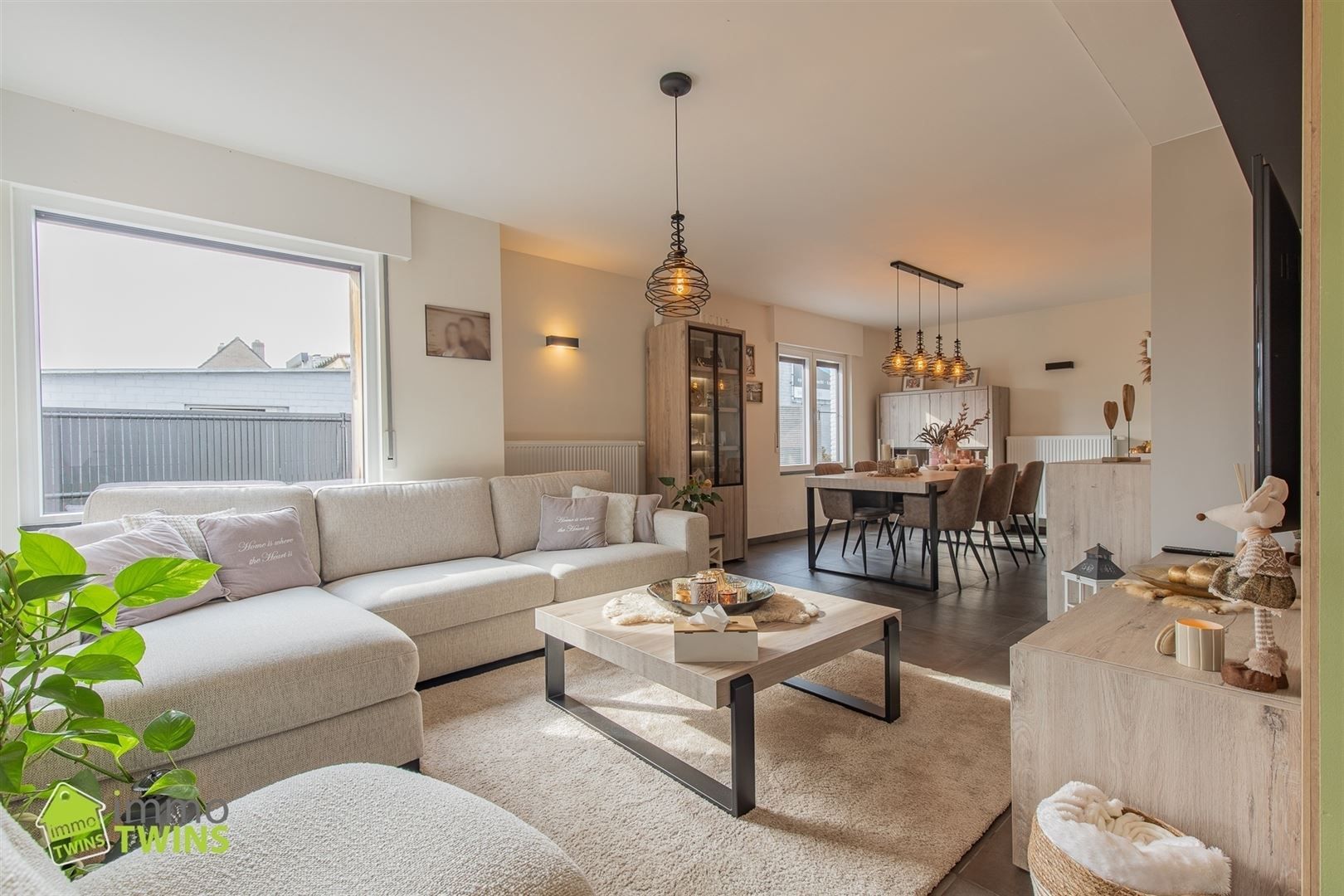 Instapklare en stijlvolle HOB met bijgebouw, tuin en visvijver te Dendermonde (Schoonaarde) foto 4