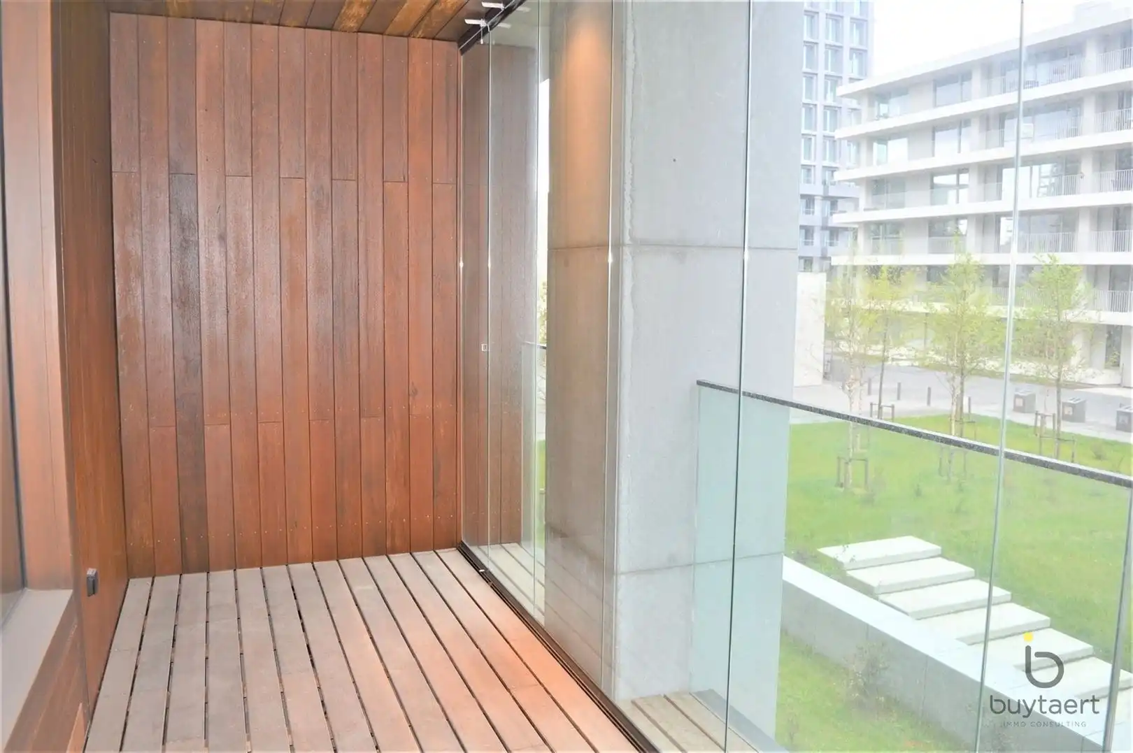 Nieuw gemuebelde assistentiewoning met veel comfort op het Nieuwe Zuid! foto 4