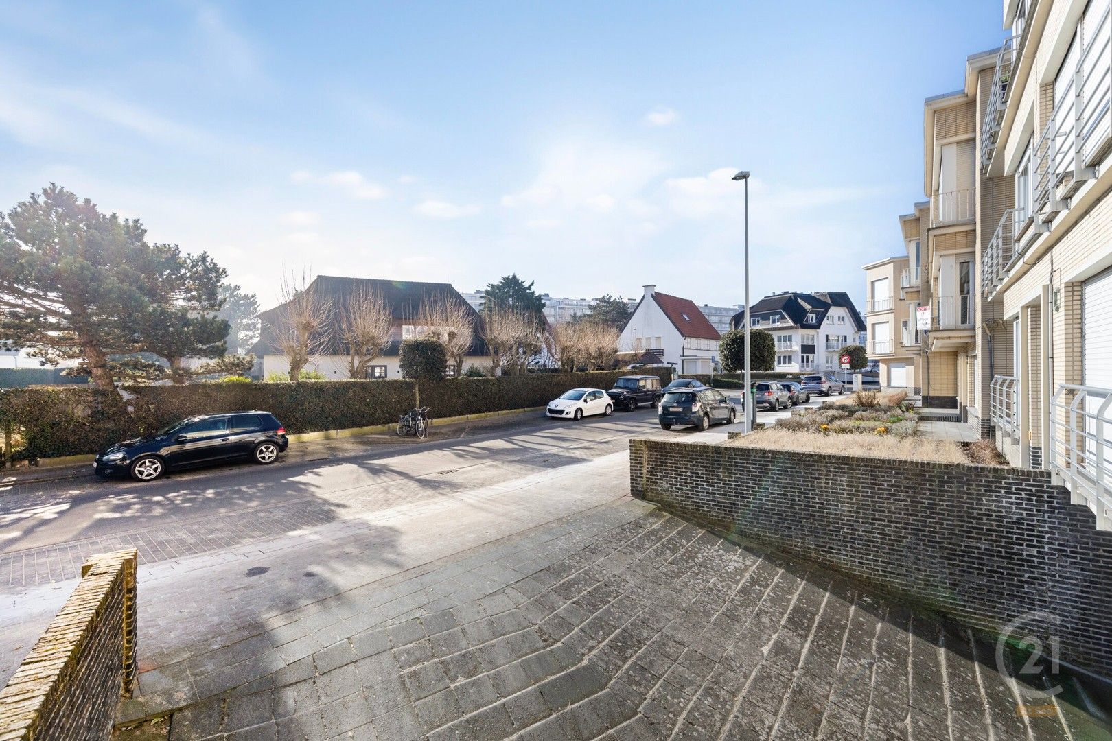 Te Renoveren Appartement in Westende – 3 Slaapkamers foto 26