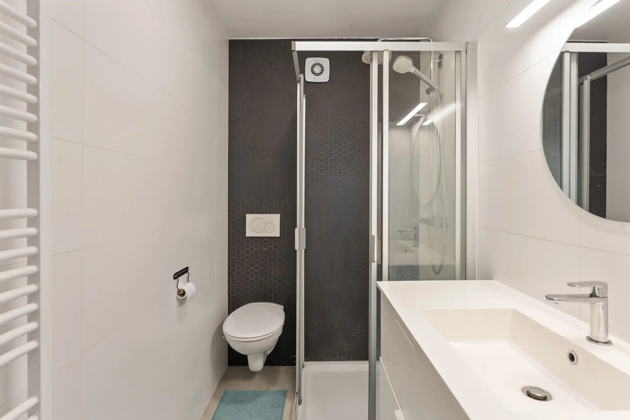 Instapklaar duplex appartement te Bilzen foto 18