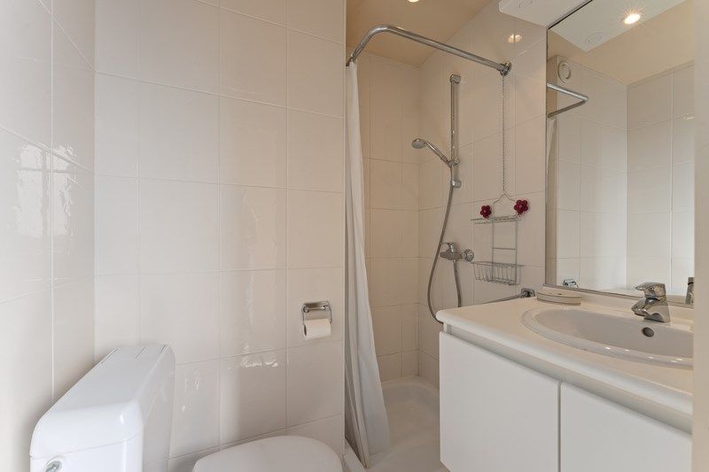 RECENT  EN CENTRAAL GELEGEN PENTHOUSE APPARTEMENT  MET  2 SLAAPKAMERS TE KOOP foto 11