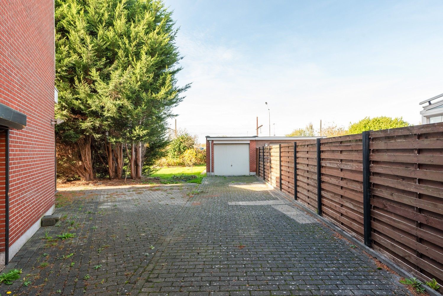 OP TE FRISSEN WONING I 4 SLPK I 2 BADKAMERS foto 22