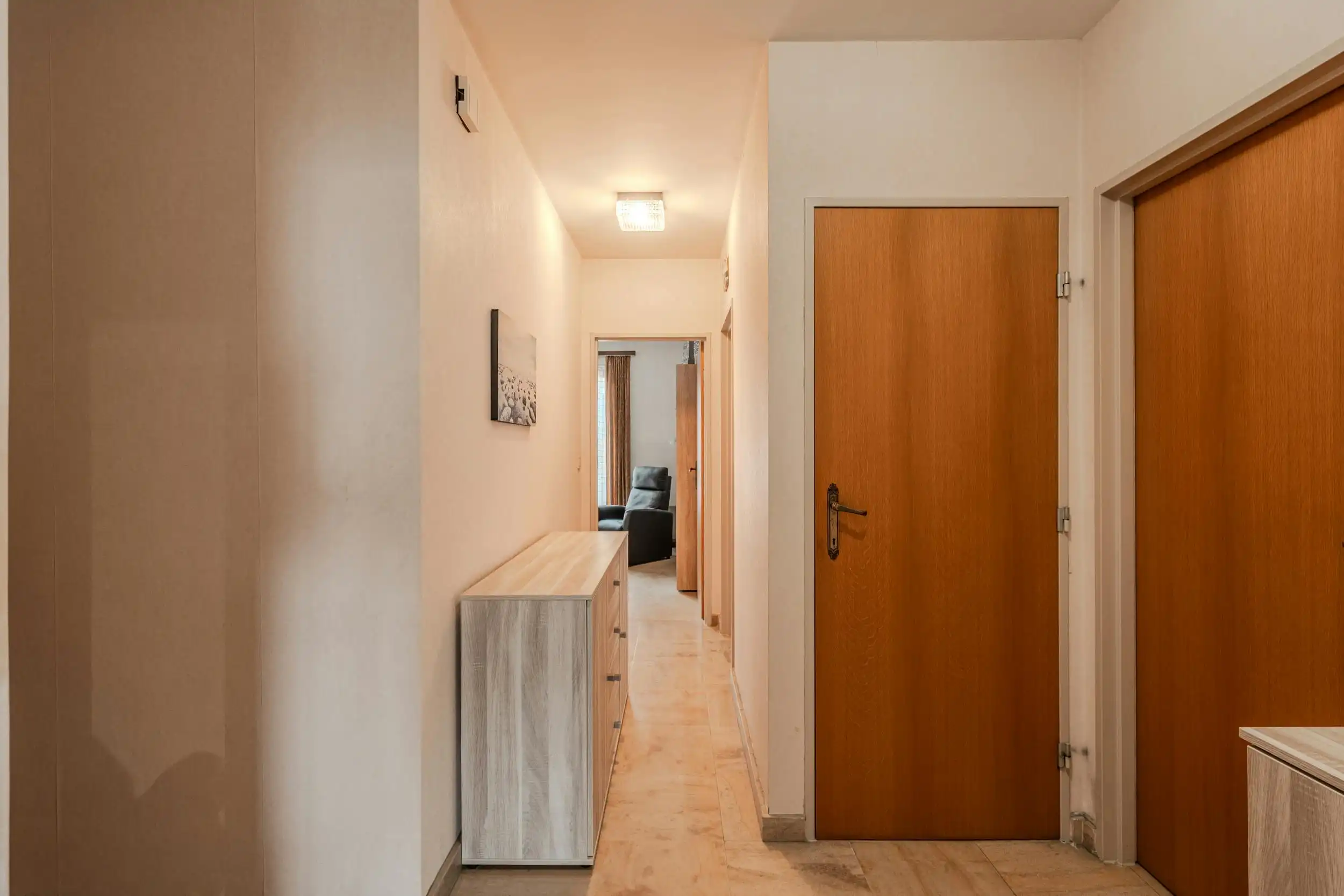 Instapklaar 2-slaapkamer appartement te koop te Gistel  foto 14
