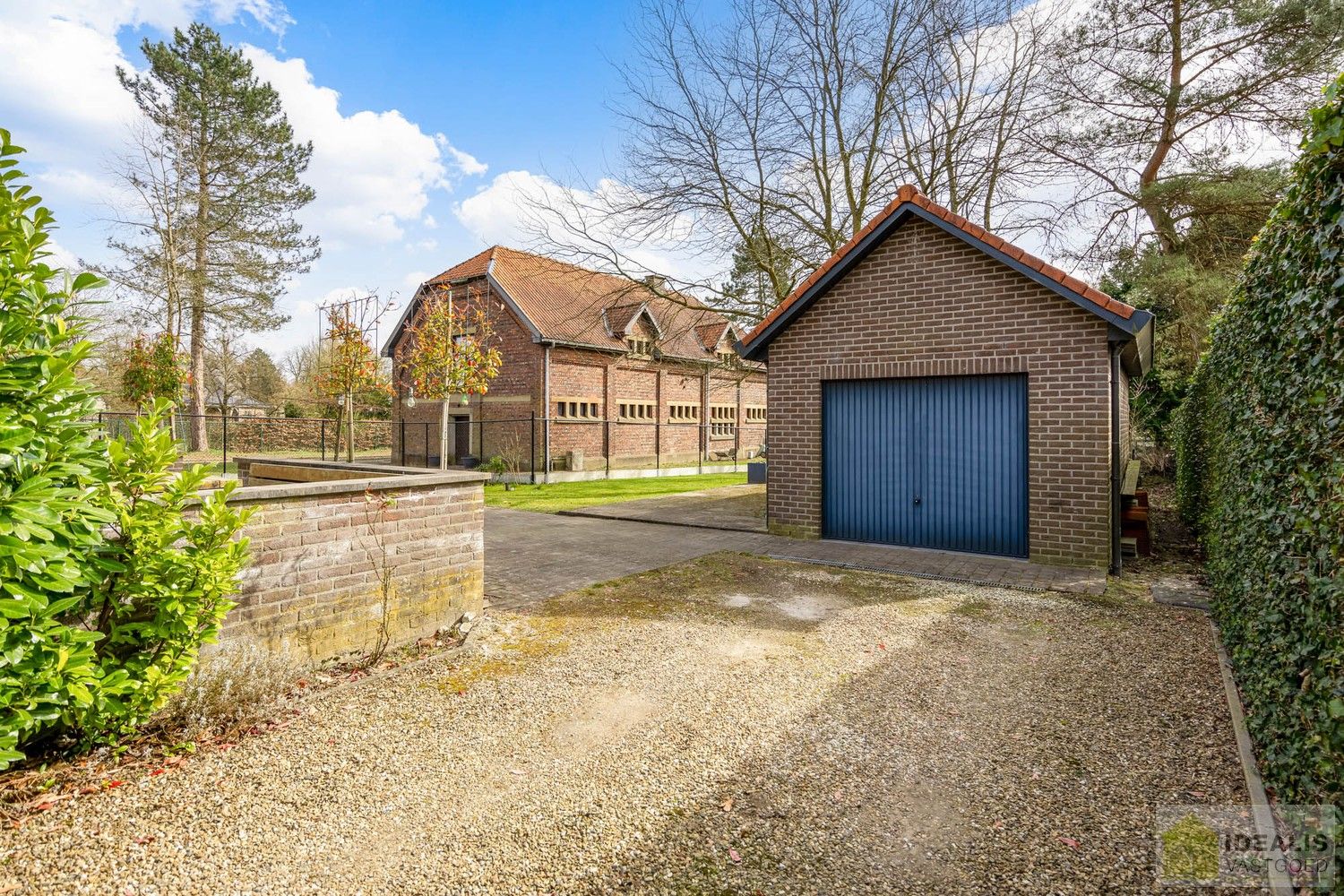STATIGE, STRAKKE EN UITERST RUIME WONING/KANTOOR MET HOOGSTAANDE AFWERKING EN OOG VOOR DETAIL. VOORZIEN VAN 3 SLAAPKAMERS, RIANTE LEEFRUIMTES ÉN UNIEKE LANDSCAPE KANTOORRUIMTES OP RESIDENTIËLE DOCH GUNSTIGE LOCATIE! foto 59