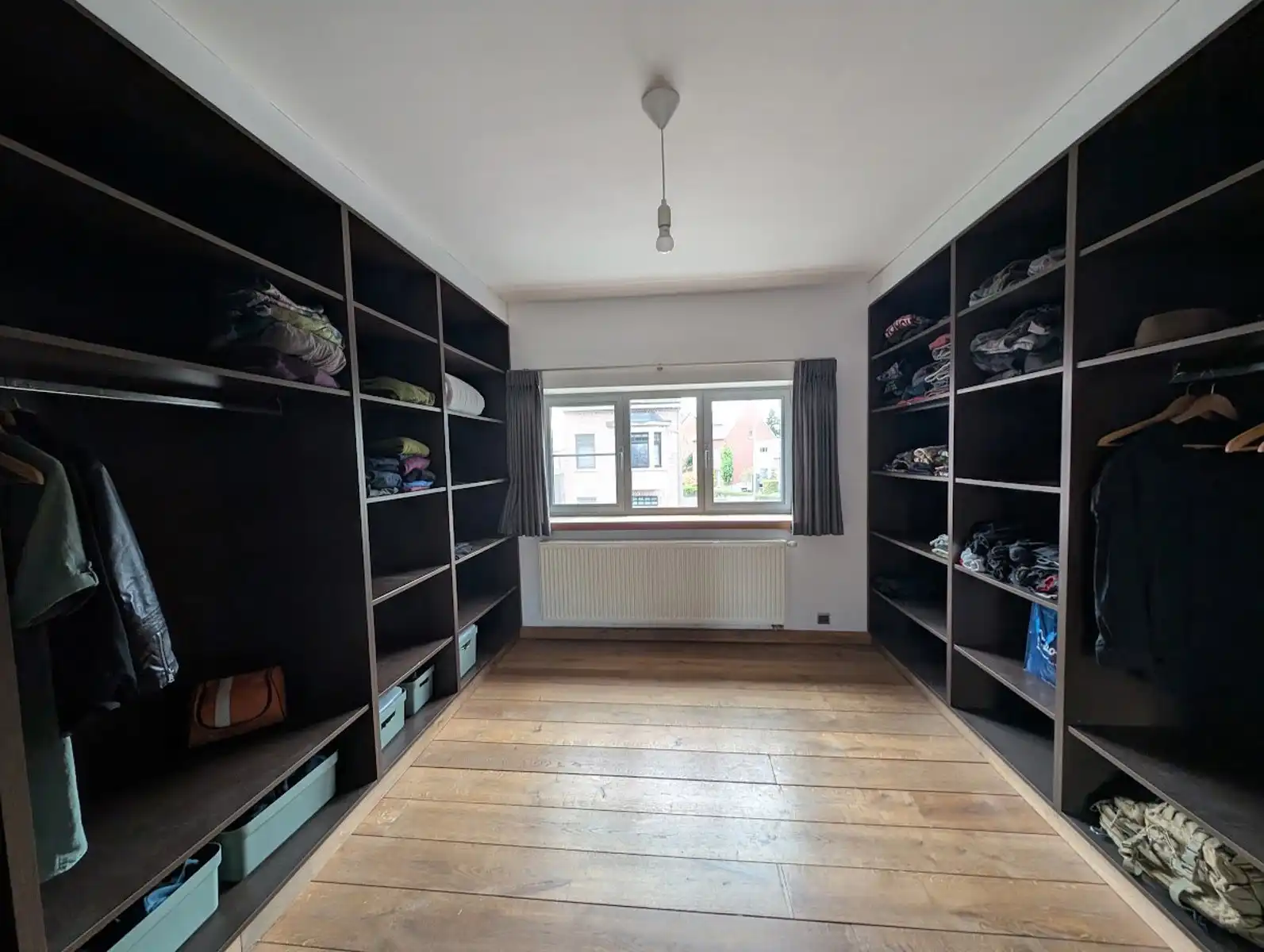 Ruime riante instapklare gezinswoning foto 11