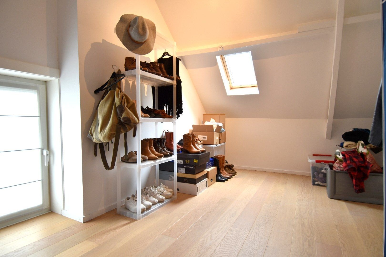 Alleenstaande woning met 3 slaapkamers, tuin én garage te koop in centrum-Kuurne foto 10