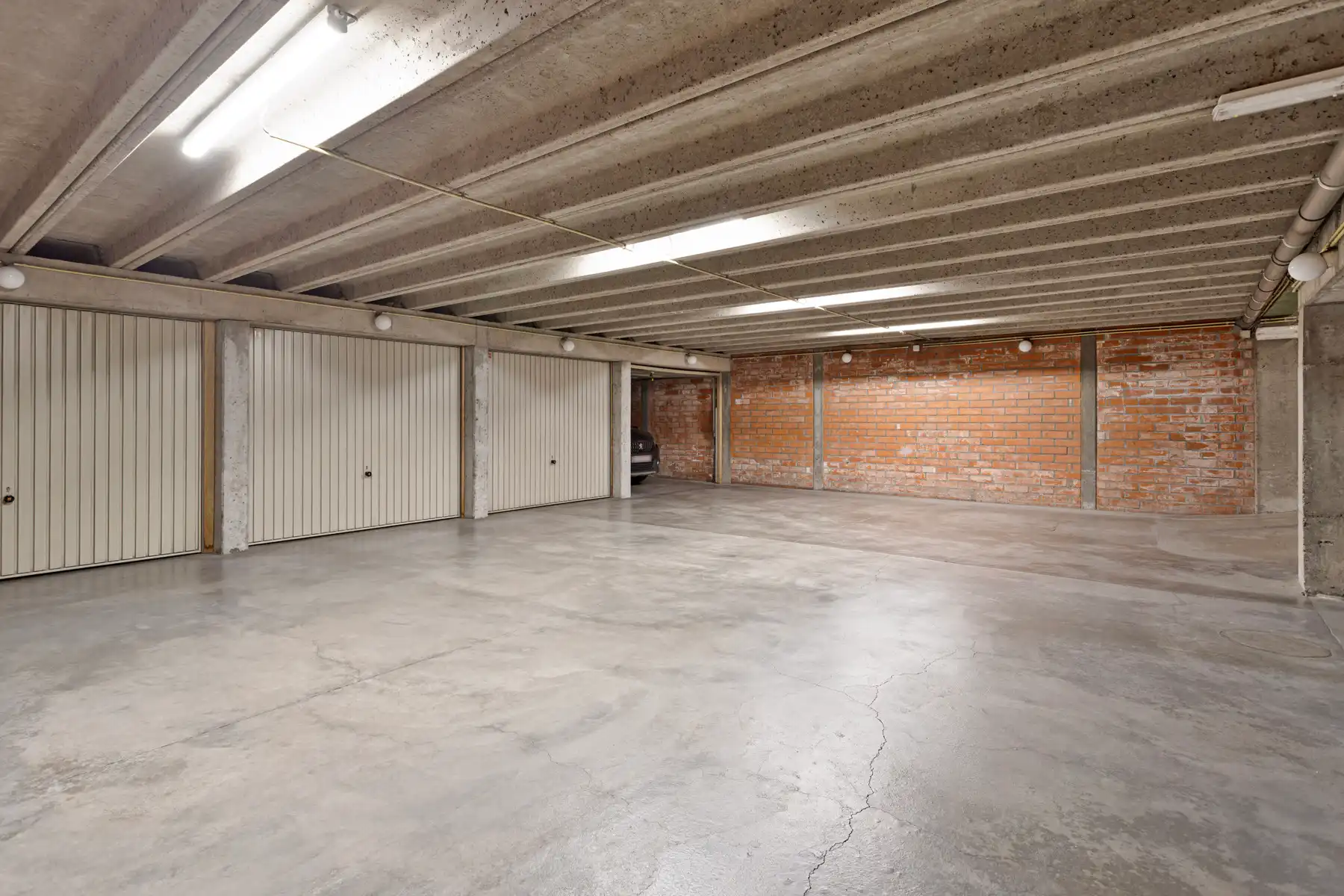 Garage te koop Koning Albertstraat 10 - 8500 Kortrijk