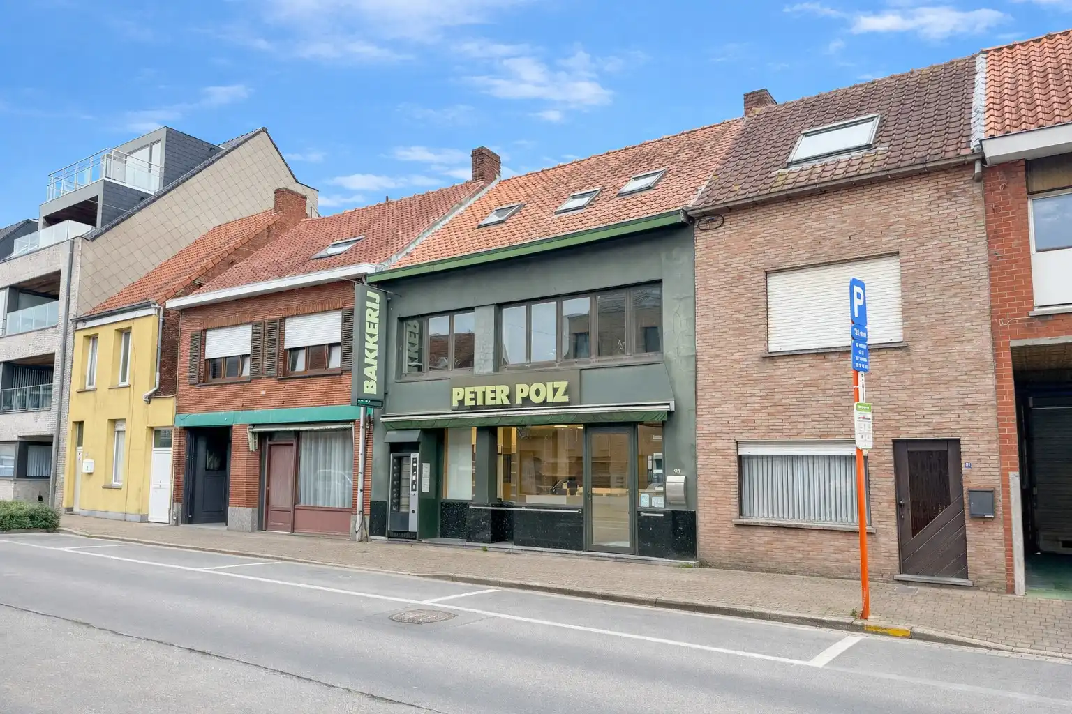 Handelspand bestaande uit winkel met woning, productieatelier en groot magazijn, Torhout foto 9