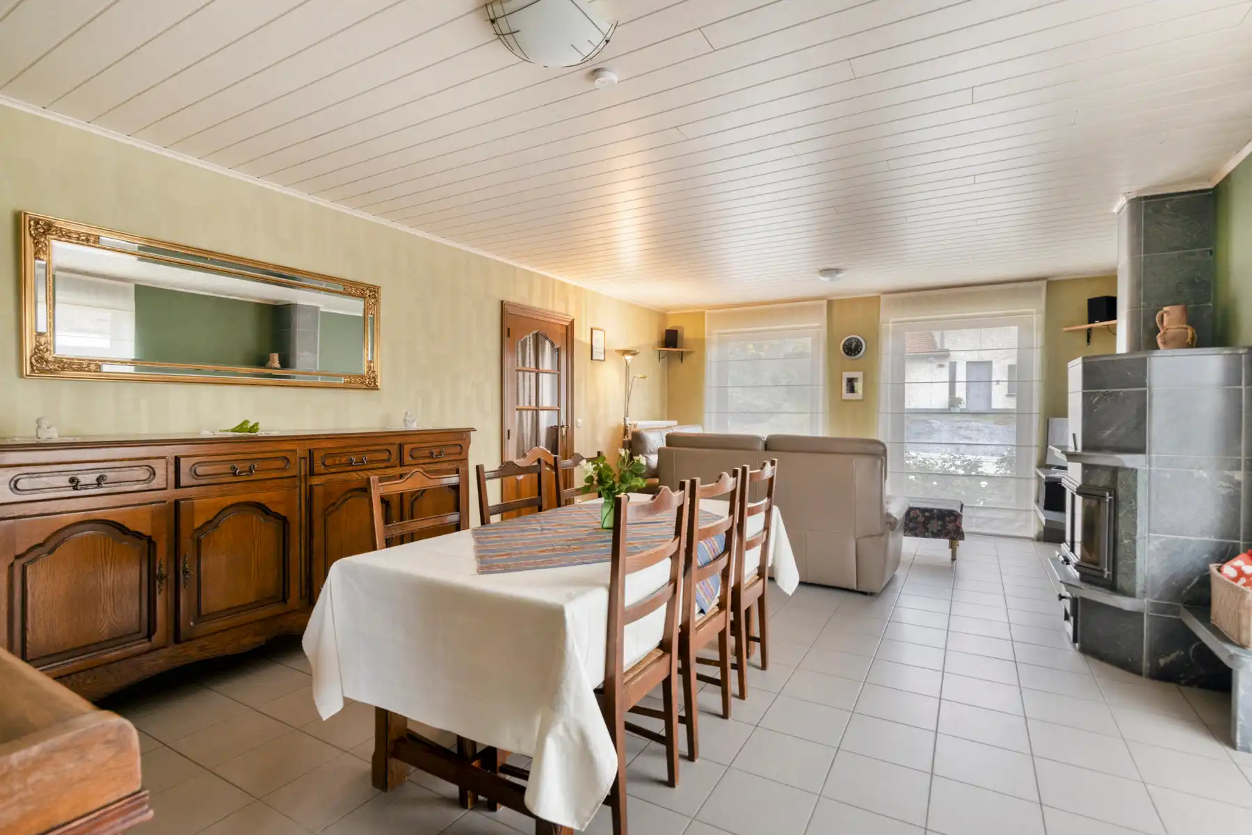 Rustig en goed gelegen driegevelwoning met 3 slaapkamers foto 12