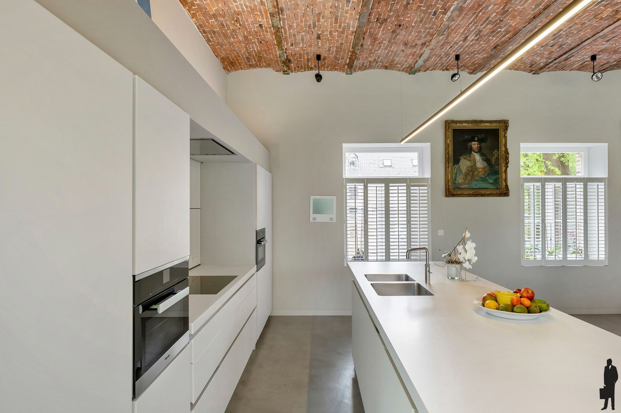 Uitzonderlijk kasteelhoeve in het park van Kasteel Wissekerke. foto 30