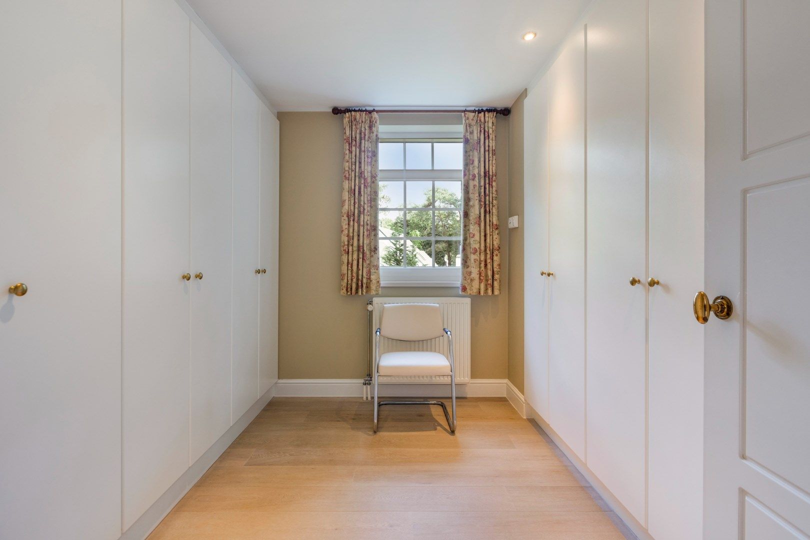 Prachtige villa met ruime tuin, zwembad en dubbele garage in Mol-Wezel ! foto 16