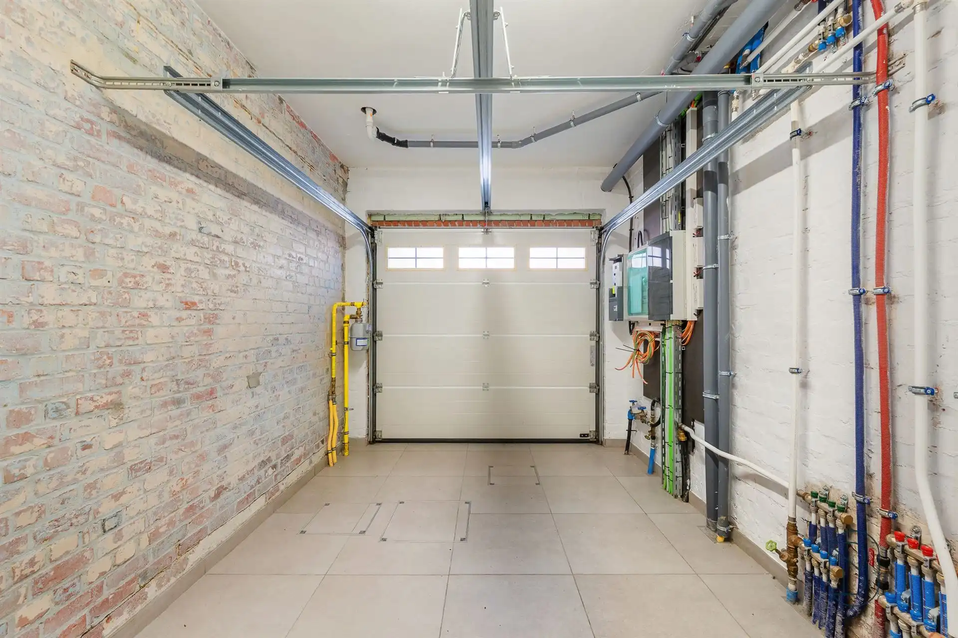 Toffe recente grote kwalitatieve woning met garage en tuin foto 17