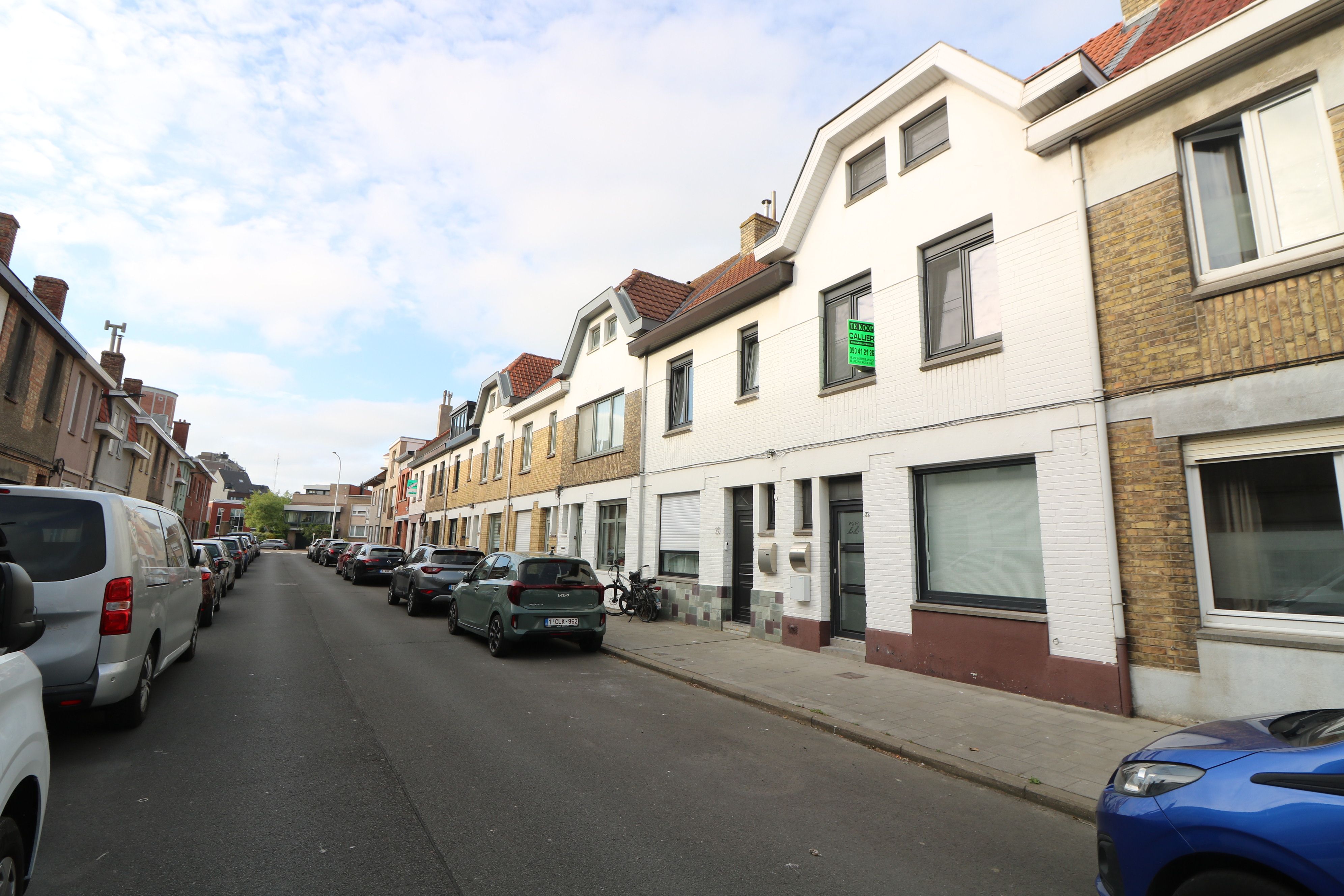 Instapklare woning met 3 slaapkamers en stadstuin, vlakbij centrum, jachthaven en Zeedijk. foto 15