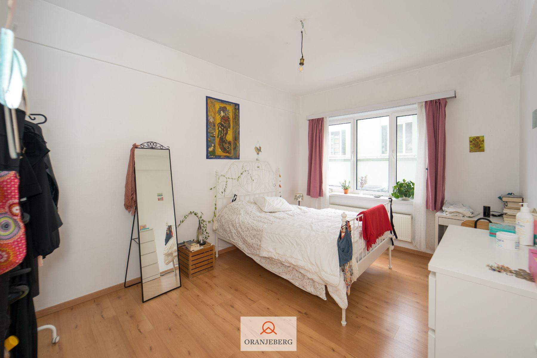 Ruim twee-slaapkamer appartement in Kortedagsteeg foto 16