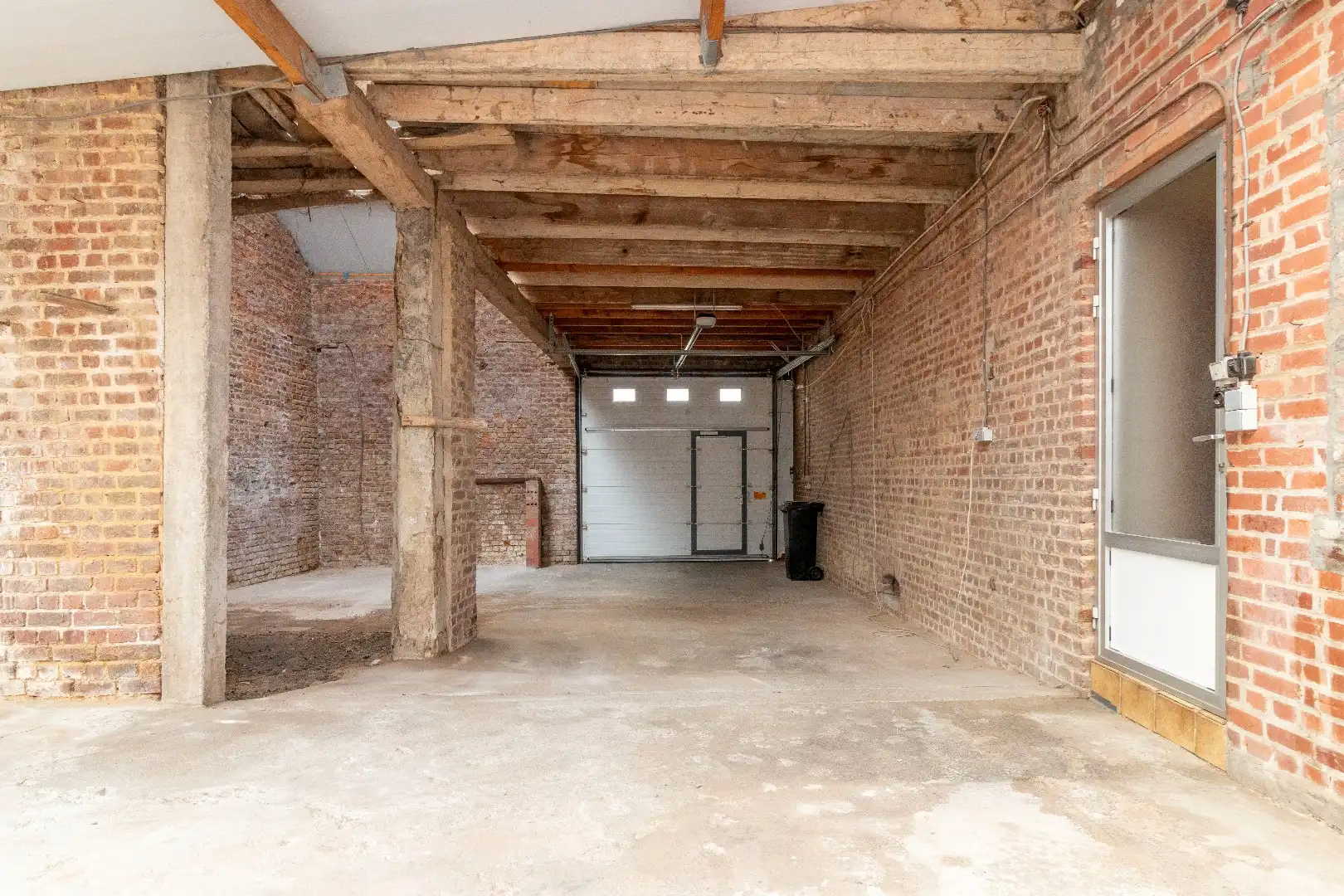 Goed gelegen woning met talrijke mogelijkheden foto 22