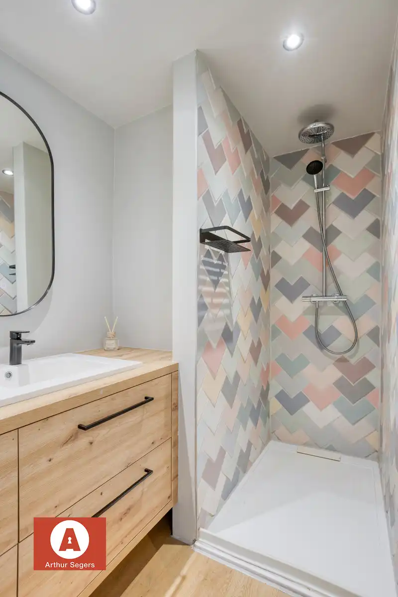 Energiezuinige gezinswoning mét atelier (40 m²) in Peizegem. foto 18