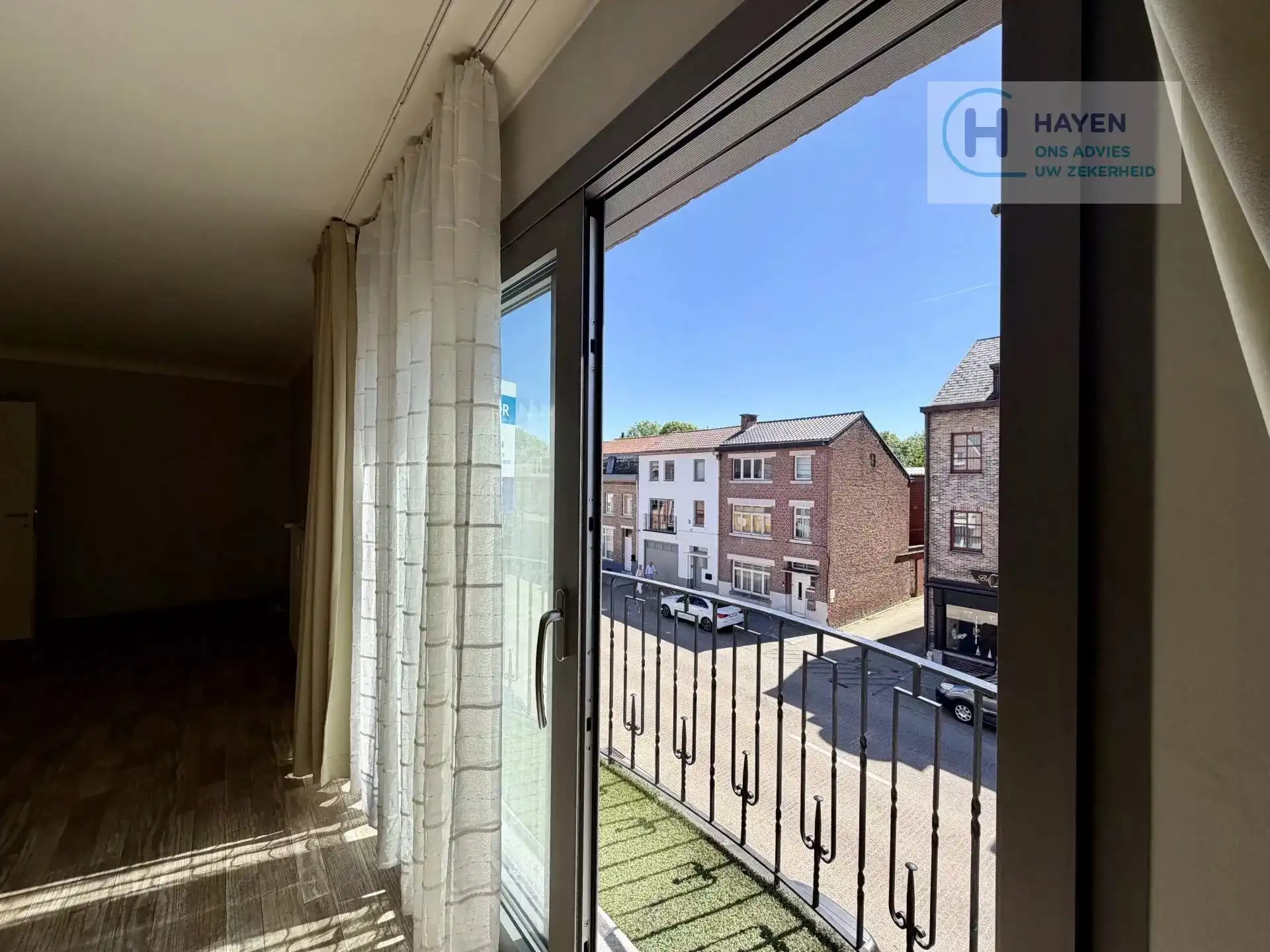 Ruim appartement met 3 slaapkamers te huur in Borgloon (2e verdieping) foto 5