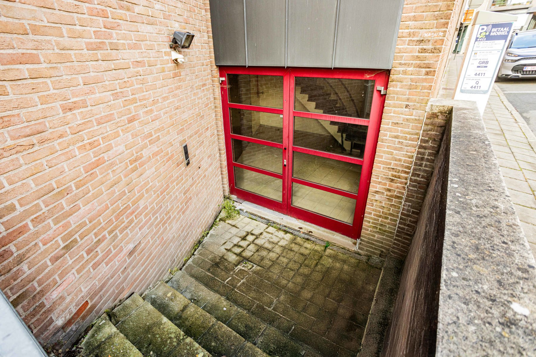 Polyvalent handelspand/kantoren pand op topligging foto 27