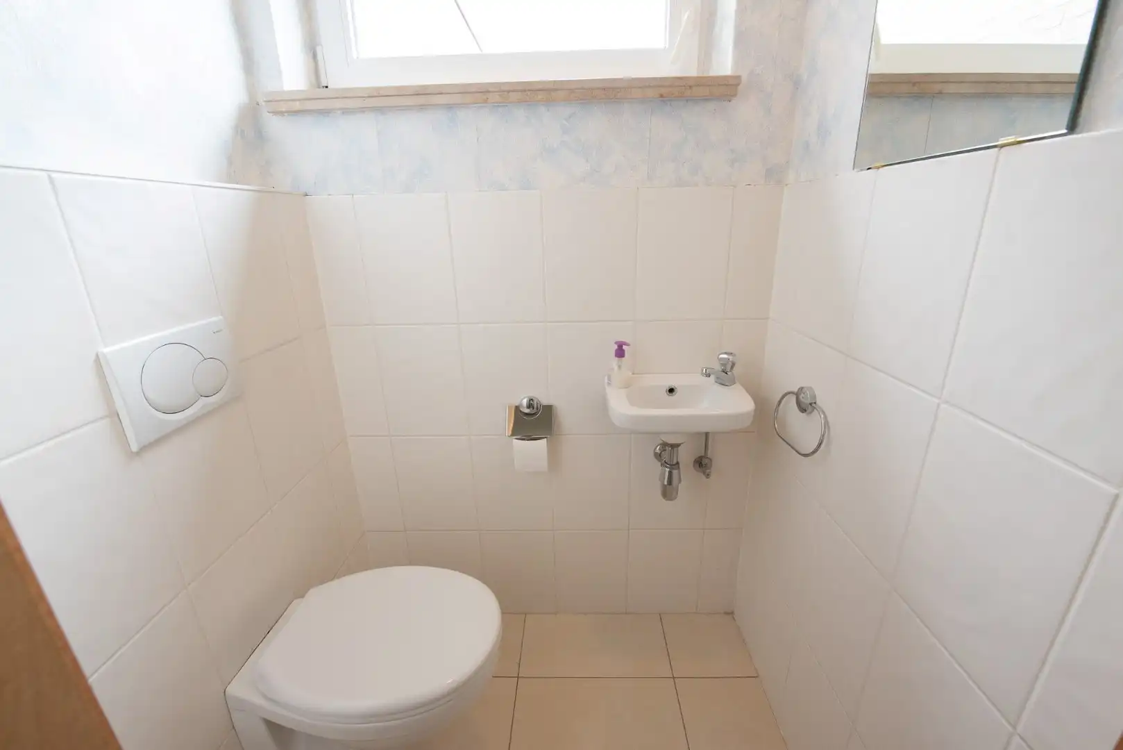 Instapklaar appartement met 2 slaapkamers te huur in Waregem foto 14