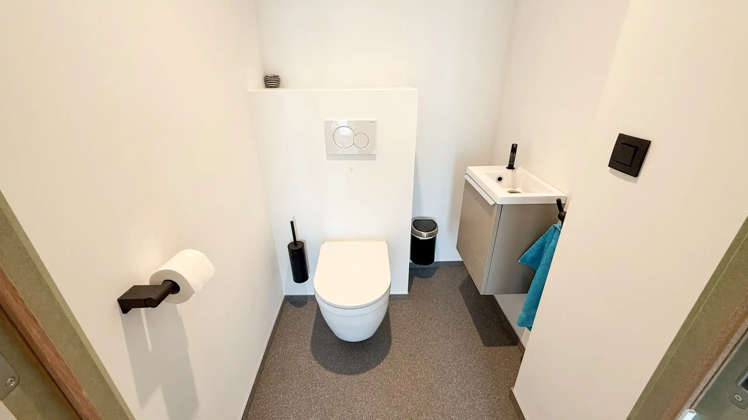 Gerenoveerde woning met veel ruimte en 6 slaapkamers! foto 20