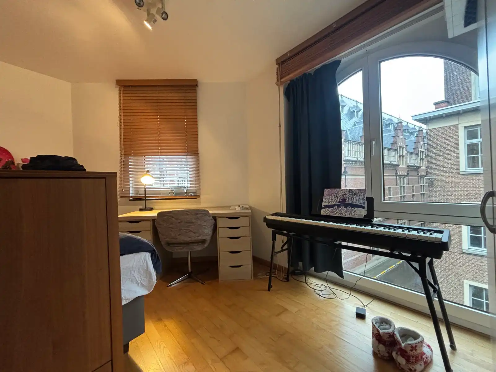 Lichtrijk bemeubeld appartement hartje Leuven!  foto 15