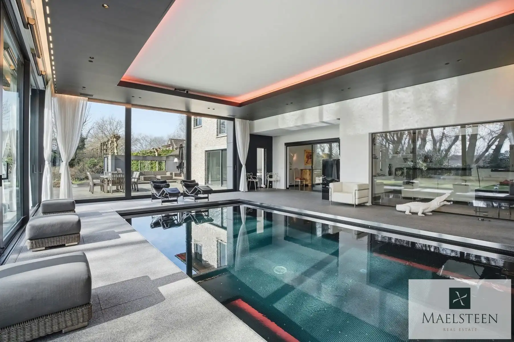 Villa met binnenzwembad op 2.045 m² Sint-Idesbald (Koksijde) foto 20