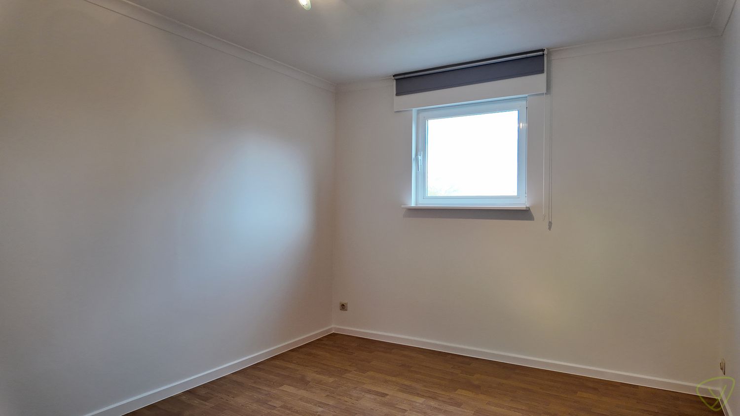 Gezellig en energiezuinig appartement met terras in centrum Eeklo! foto 11